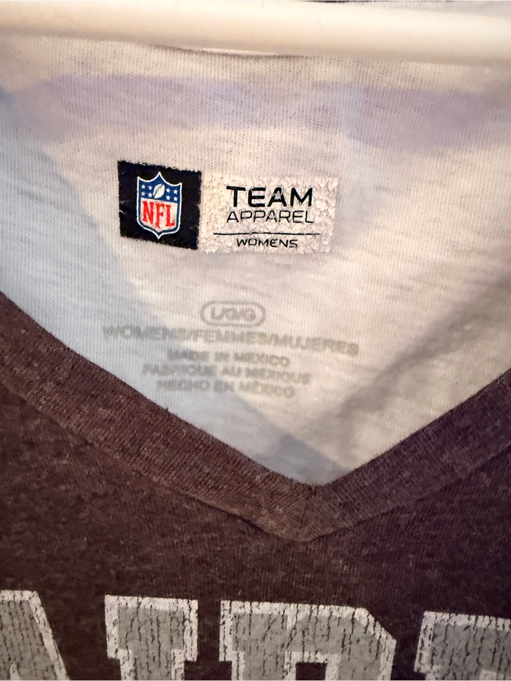 [NFL Team Apparel] top - Picture 4 of 6